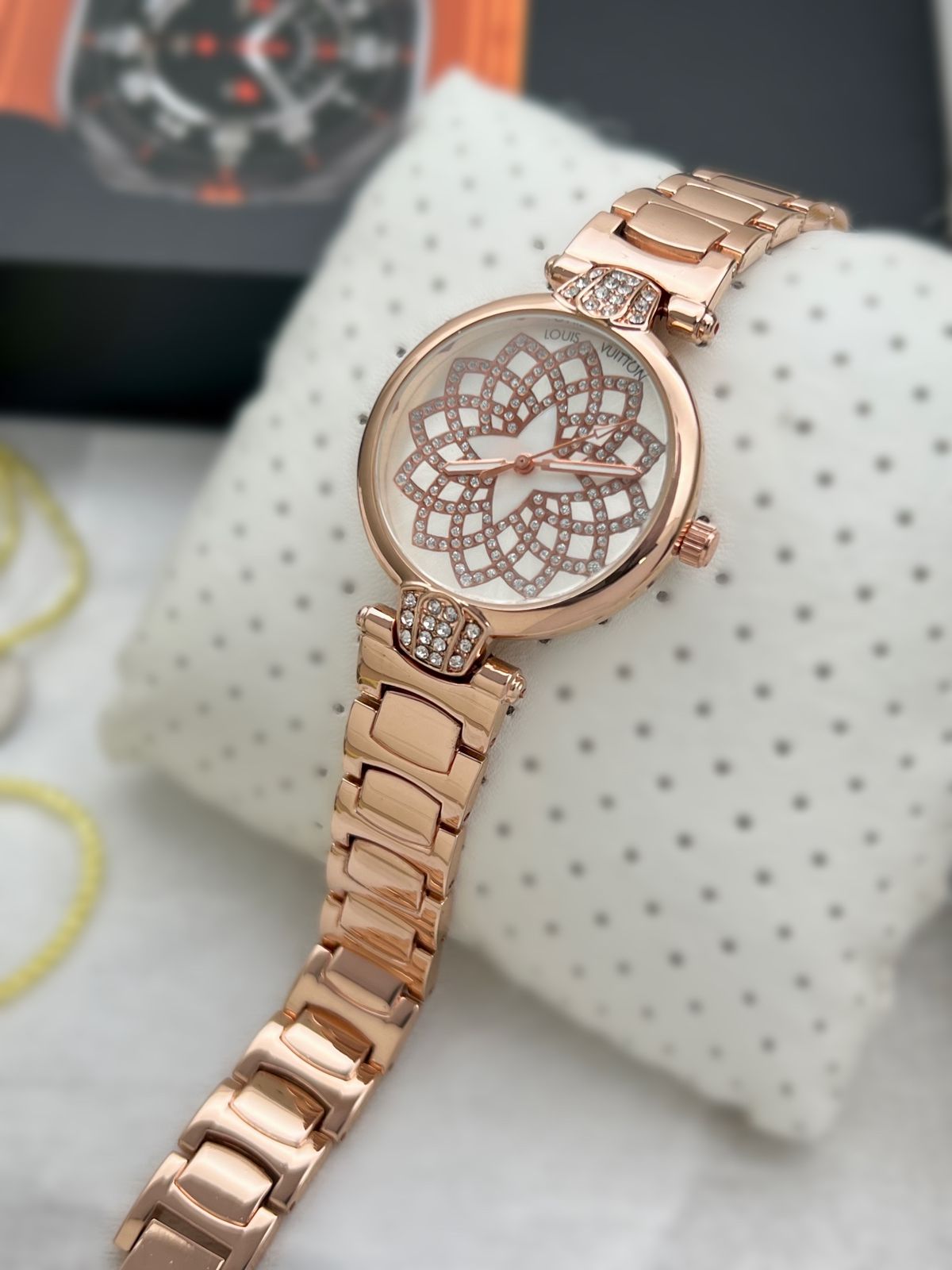 Louis Vuitton Women Watch Fashionwheel
