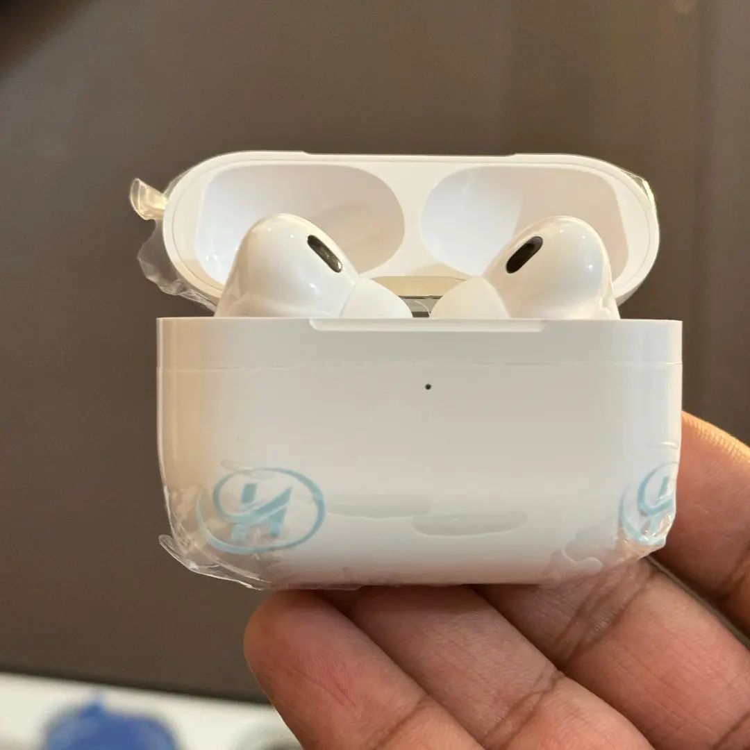 Hi WATCH 9 + Earphone 11 in 1 Set Fashionwheel