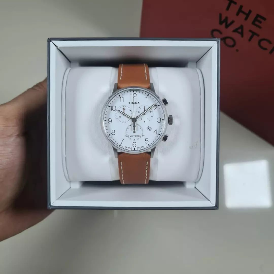 Fairfield Chronograph 41mm Leather Strap Watch Fashionwheel